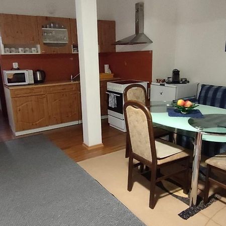Apartman Глубока-над-Влтавой Экстерьер фото